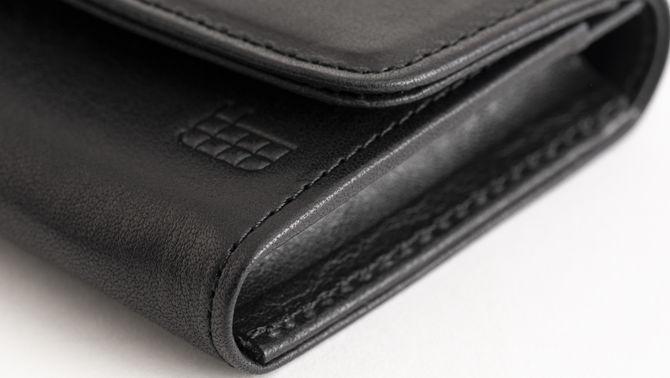 IKUTA KABAN CURUMI CARD CASE(クルミカードケース) OLD BLACK